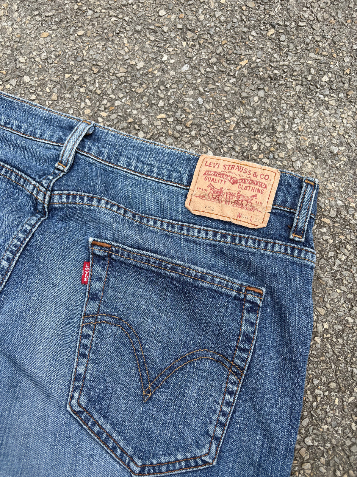 Spodnie Levis 752
